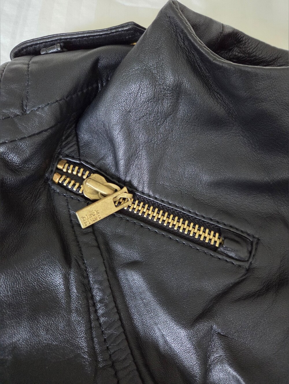 Genuine Leather Black Rivet Jacket - Picture 8 of 10